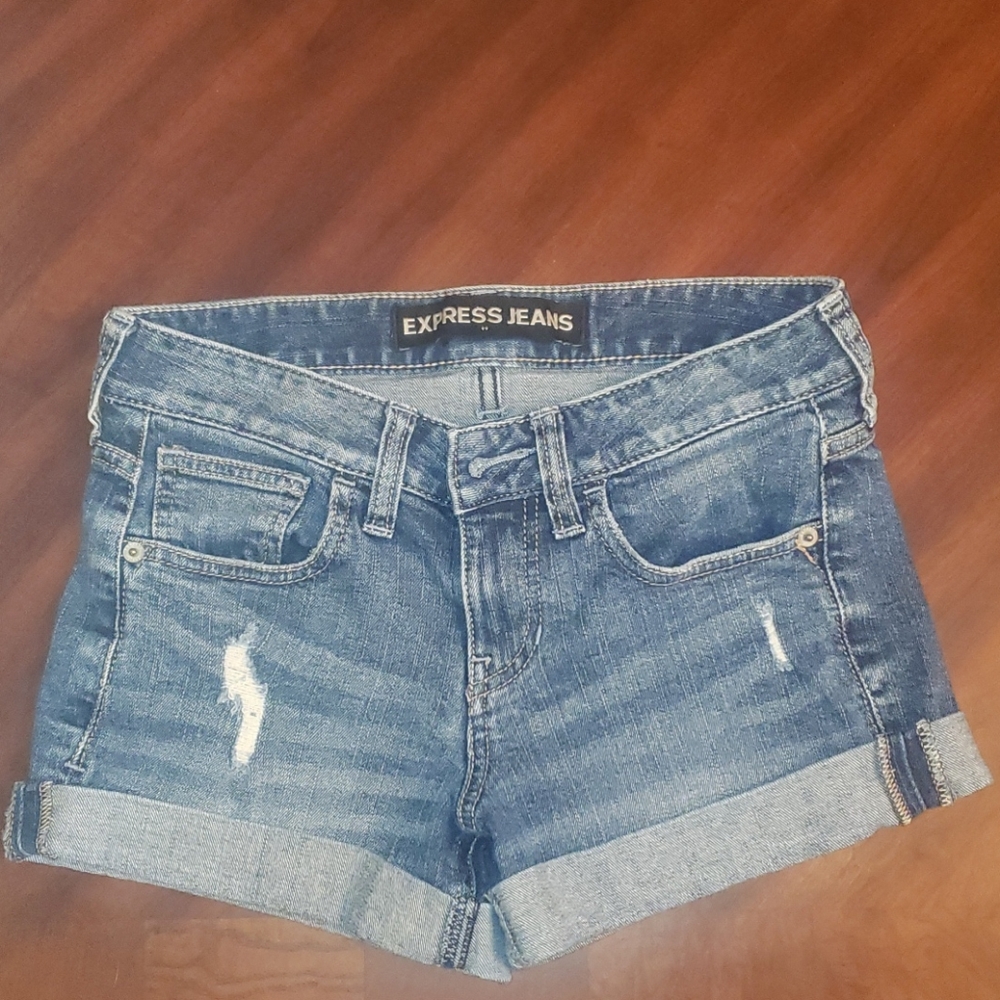 Express womans jean shorts
